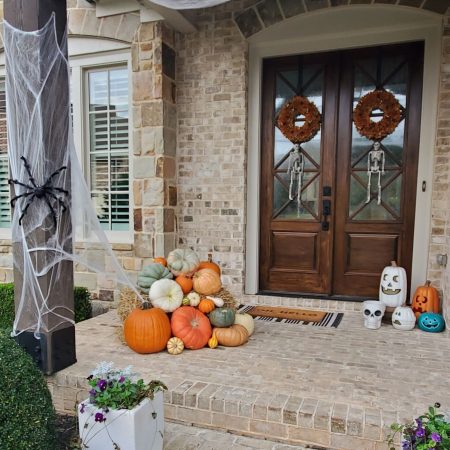 Cumming Porch decoration service pumpkins